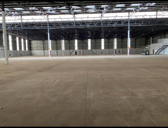5,965M² WAREHOUSE FOR SALE IN GOSFORTH PARK